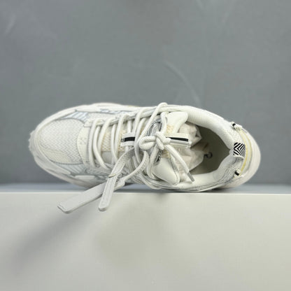 Be Right Back Full White