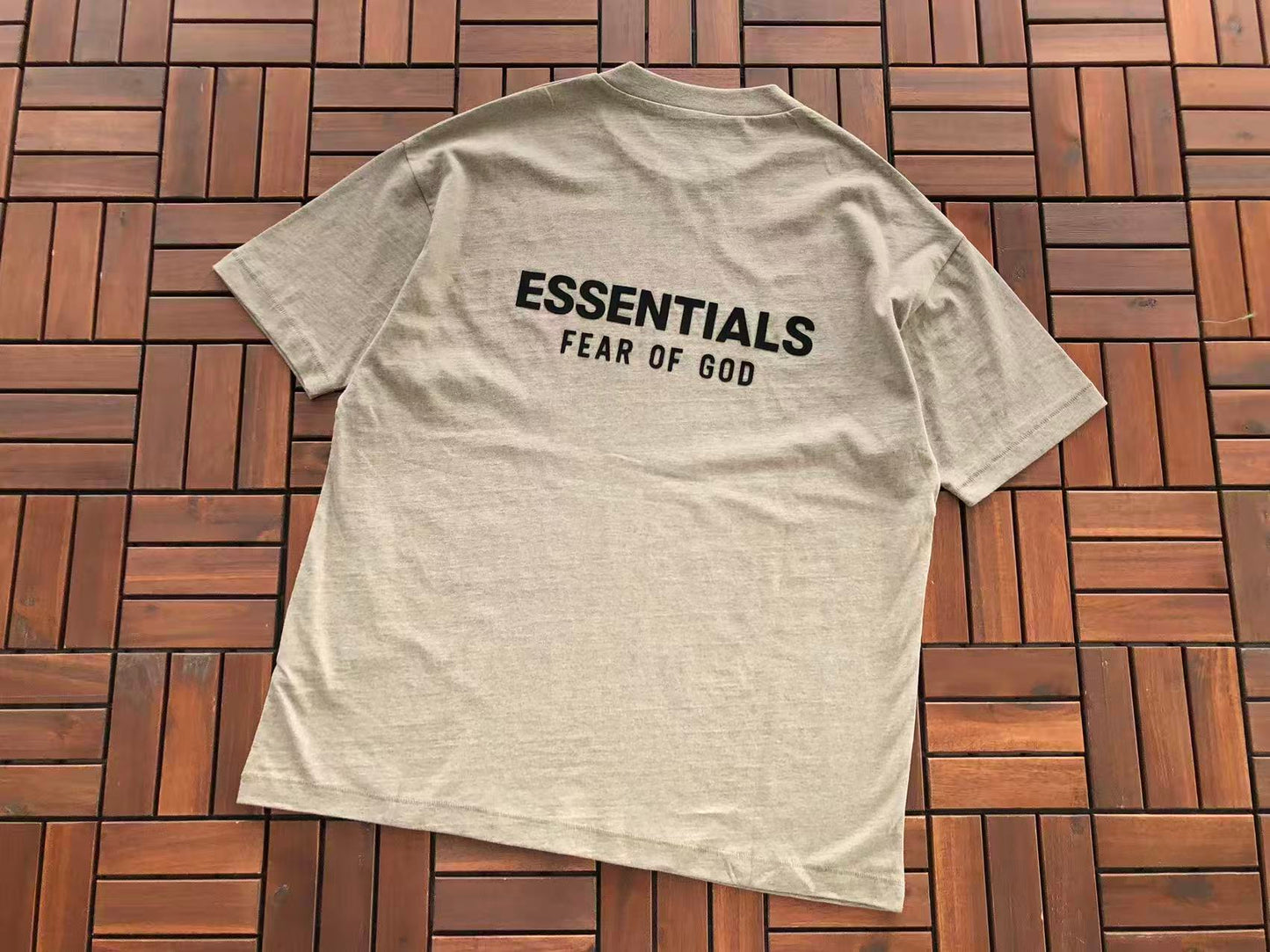 Conjuntos Essentials