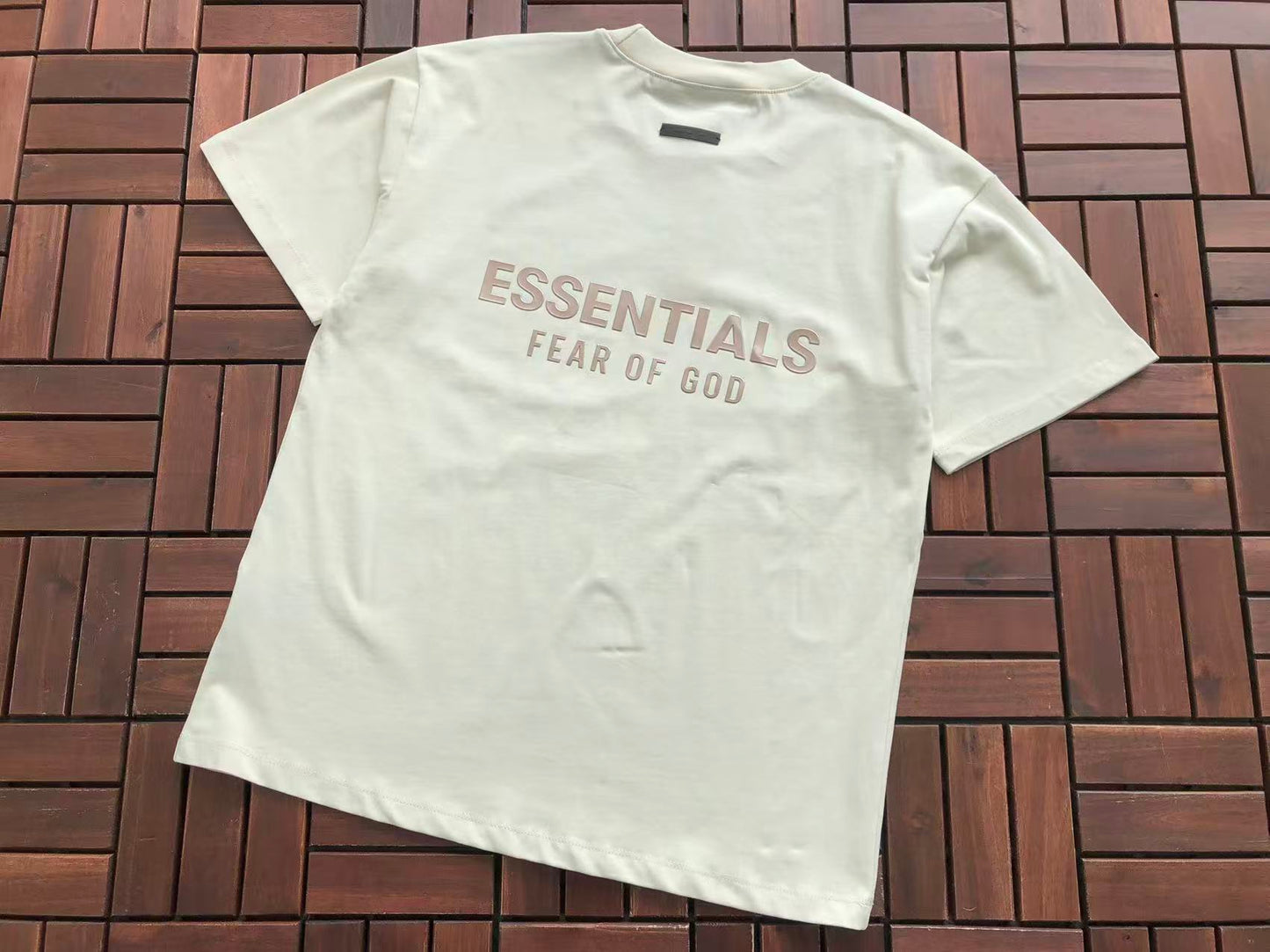 Conjuntos Essentials