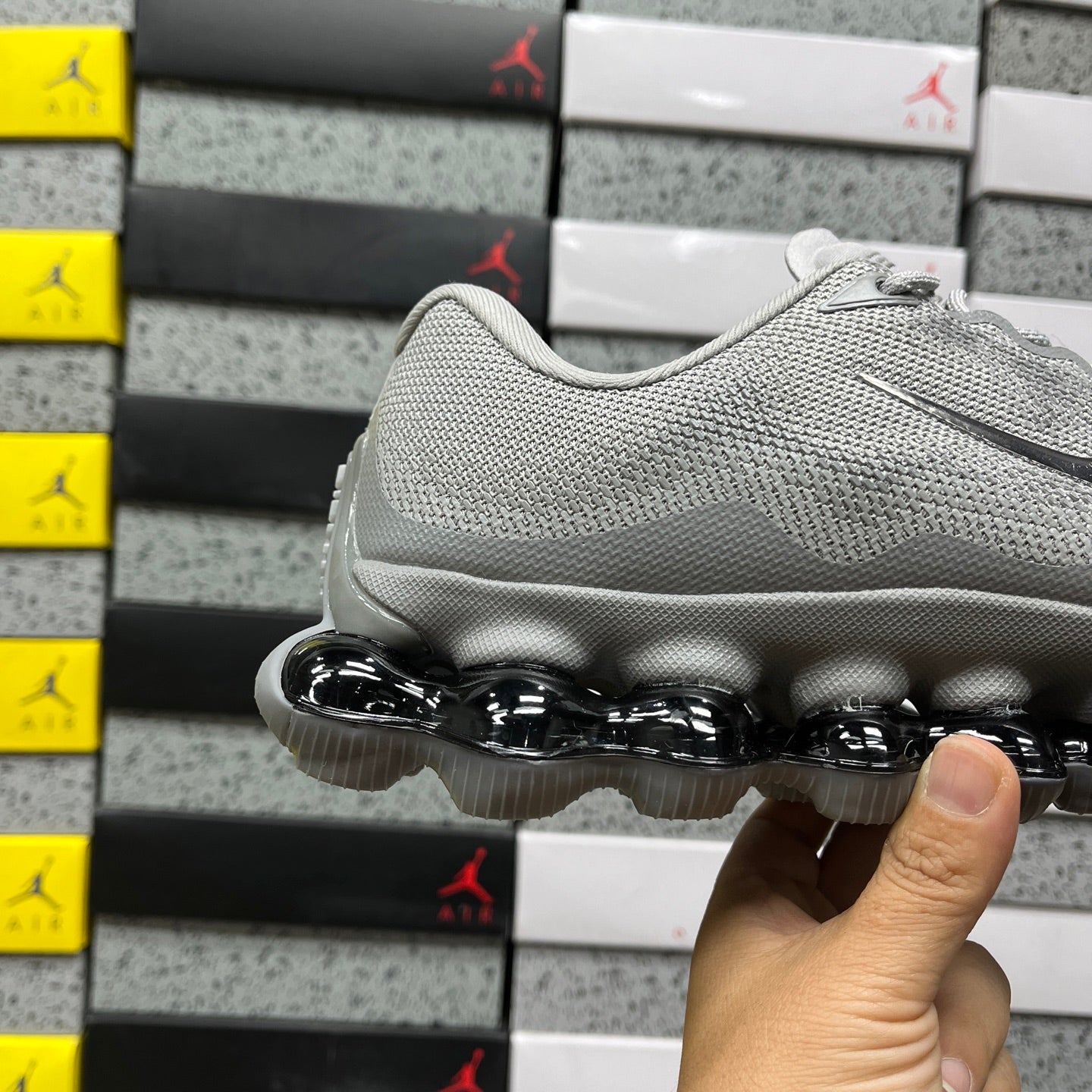 Nk Air Liquid Max Grey