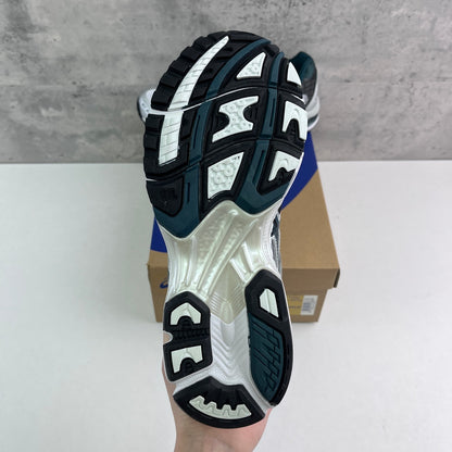 GEL-NIMBUS 10.1 Dark Green/White/Black