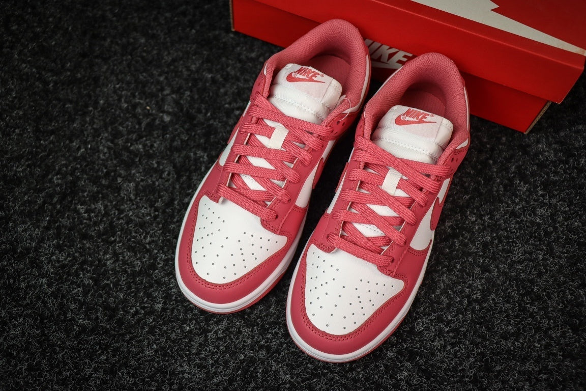 Dunk SP Archeo Pink