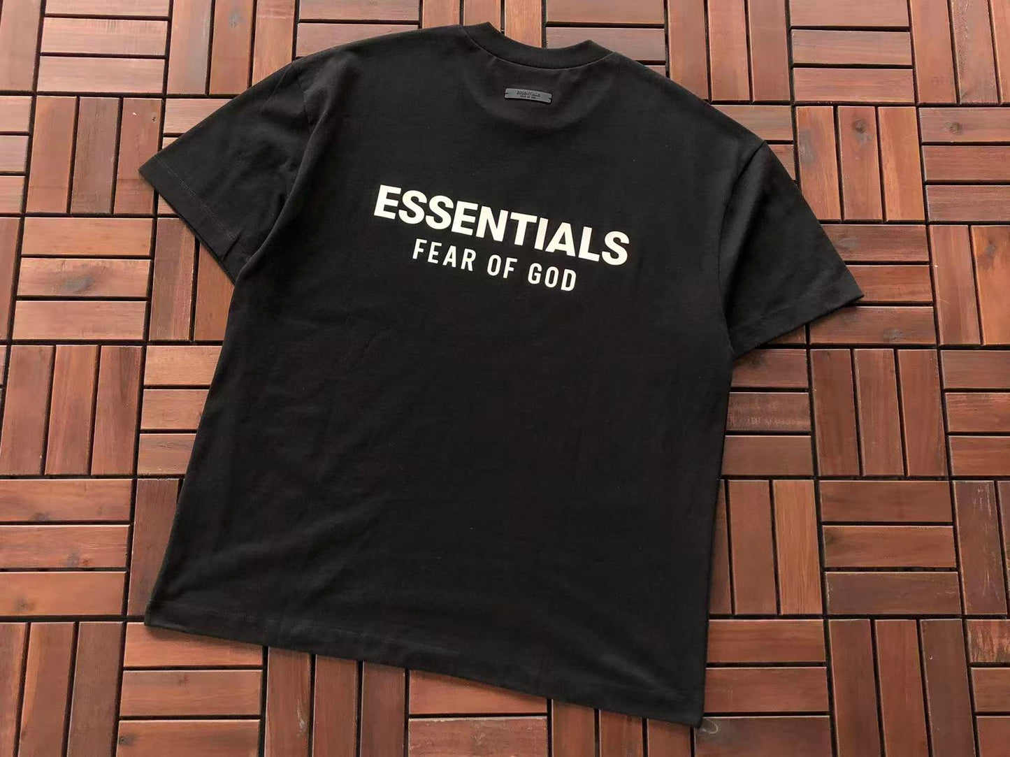 T-Shirts ESSENT