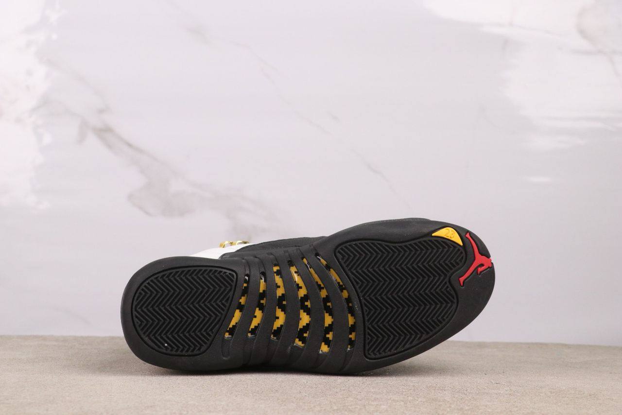 AJ12 Retro Taxi