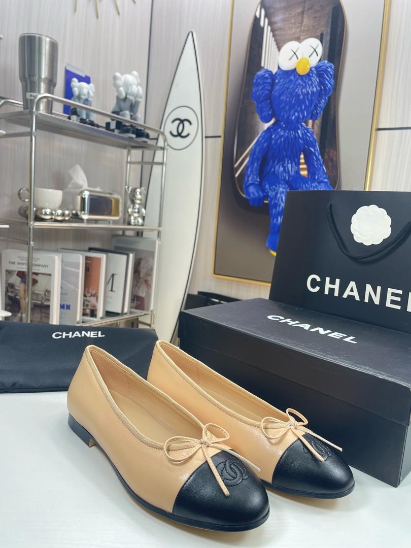 CH Ballet Flats