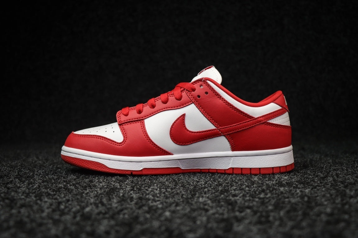 Dunk SP University Red