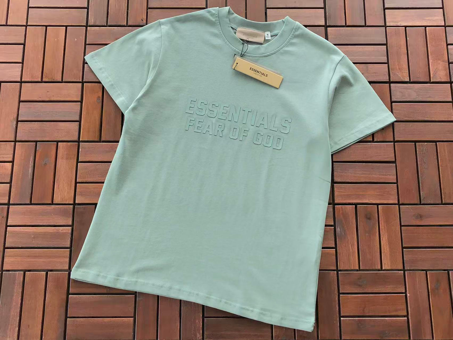 T-Shirts ESSENT