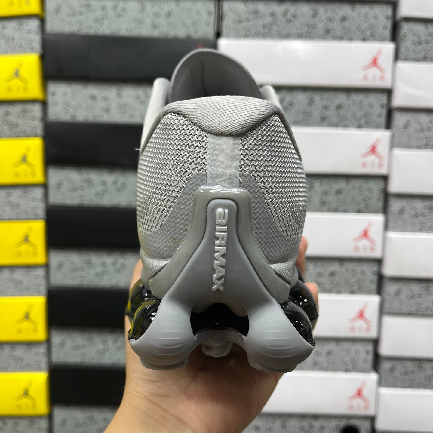 Nk Air Liquid Max Grey