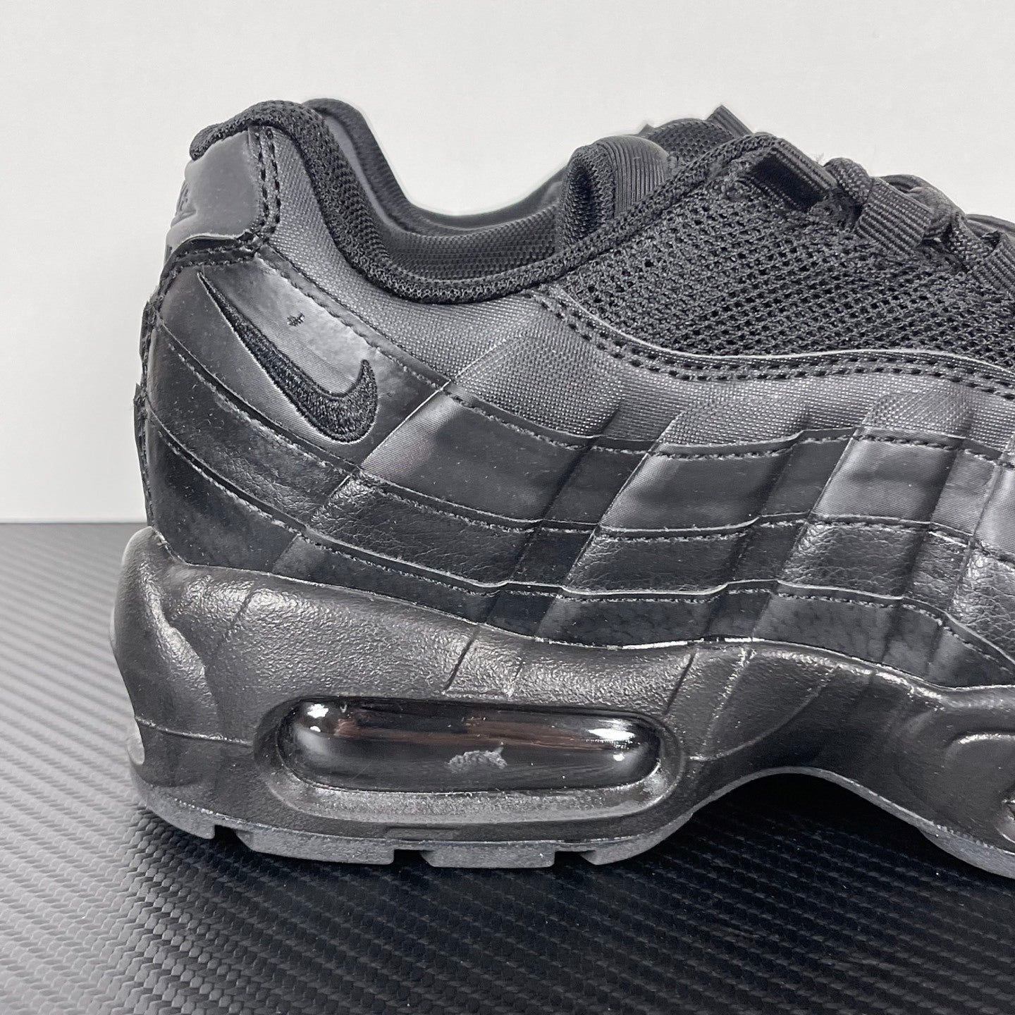 95 Pure Black