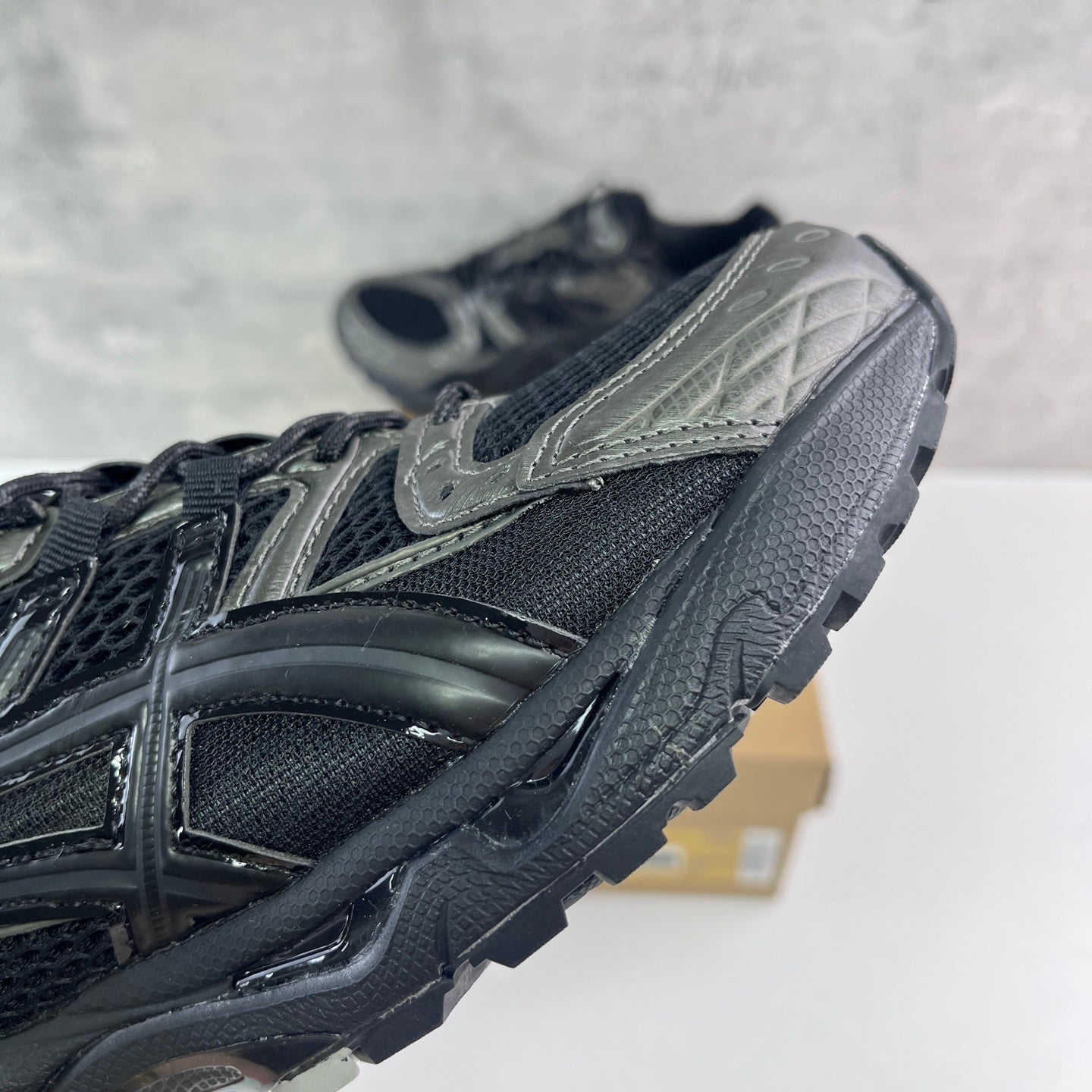 GEL-NIMBUS 10.1 Black/DarkGrey