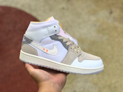 AJ1 MID Inside Out