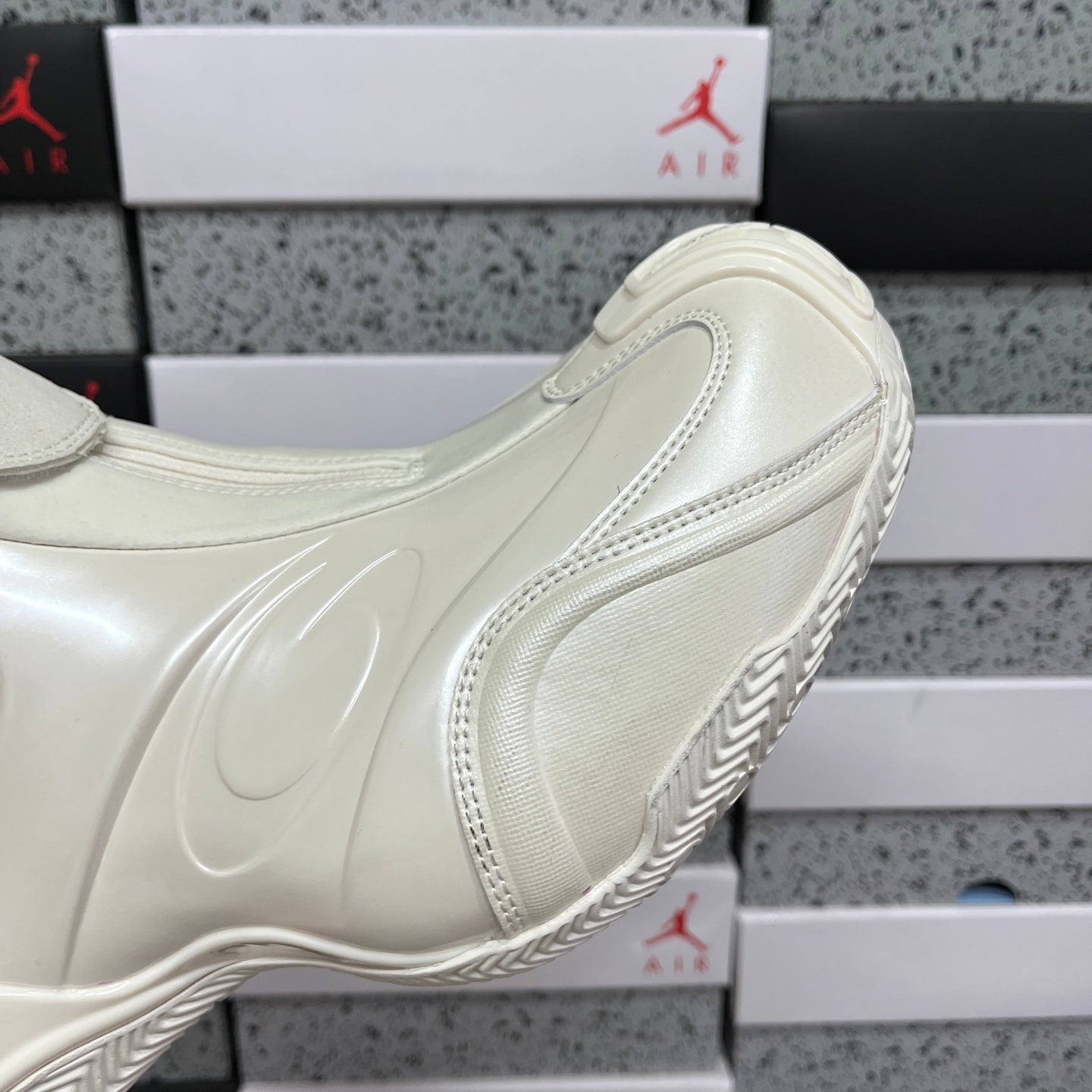 BLG Basketball White