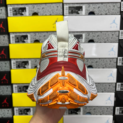 BLG 10XL White/Orange/Red