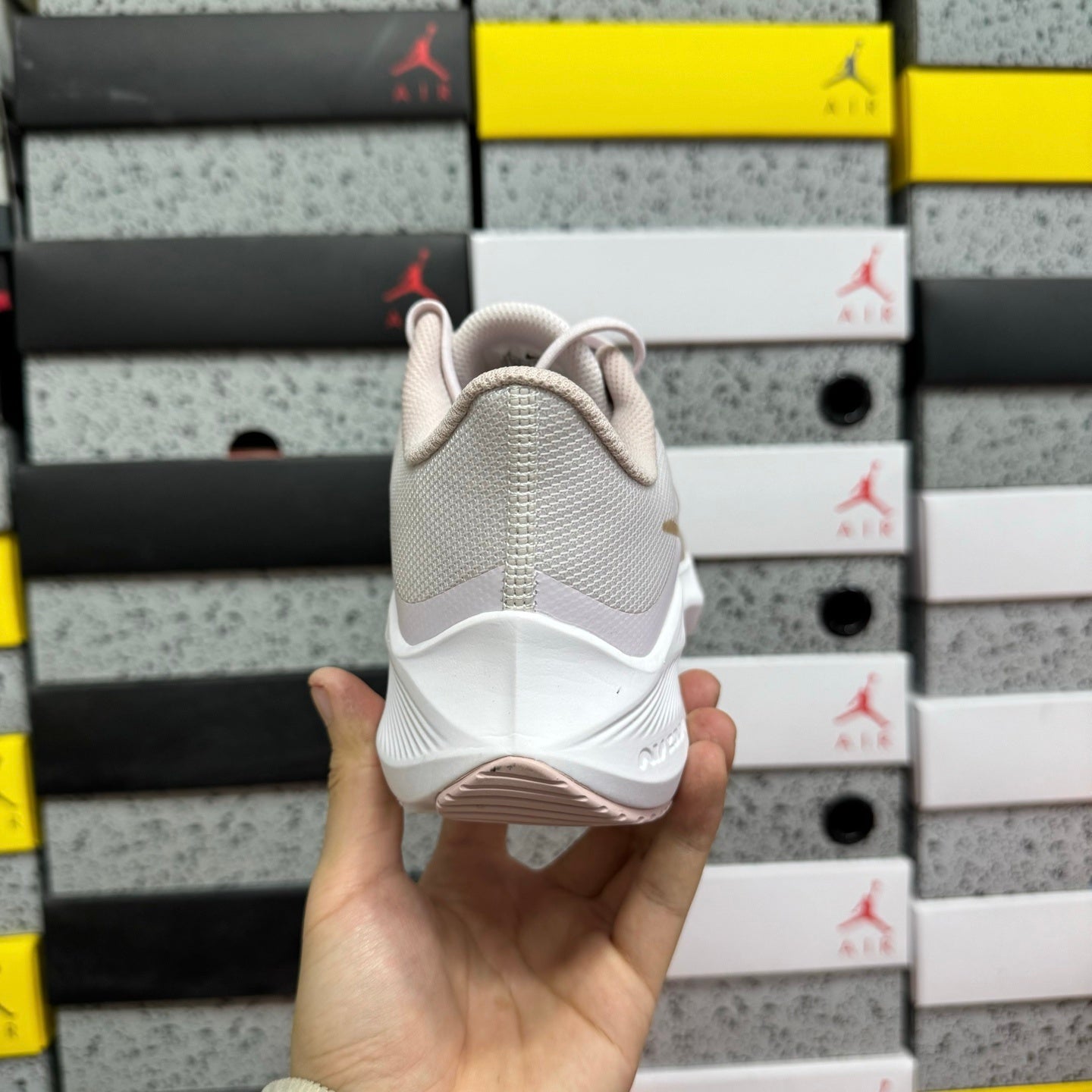 Winflo 8 Light Violet Champagne