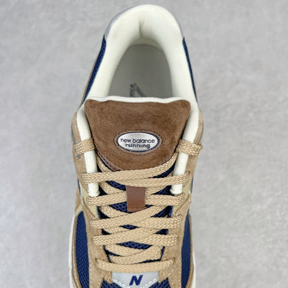 2002R Beige Navy Blue
