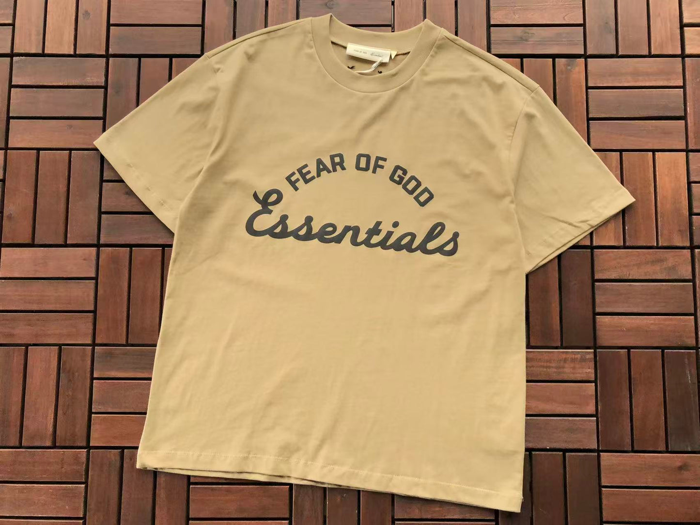 Conjuntos Essentials