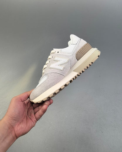 574 Creme