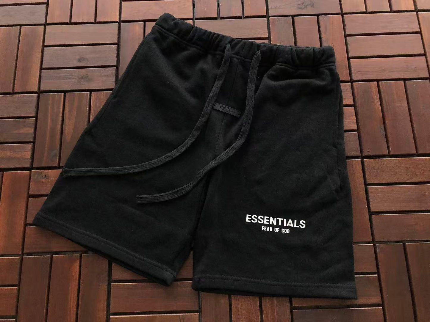 Conjuntos Essentials