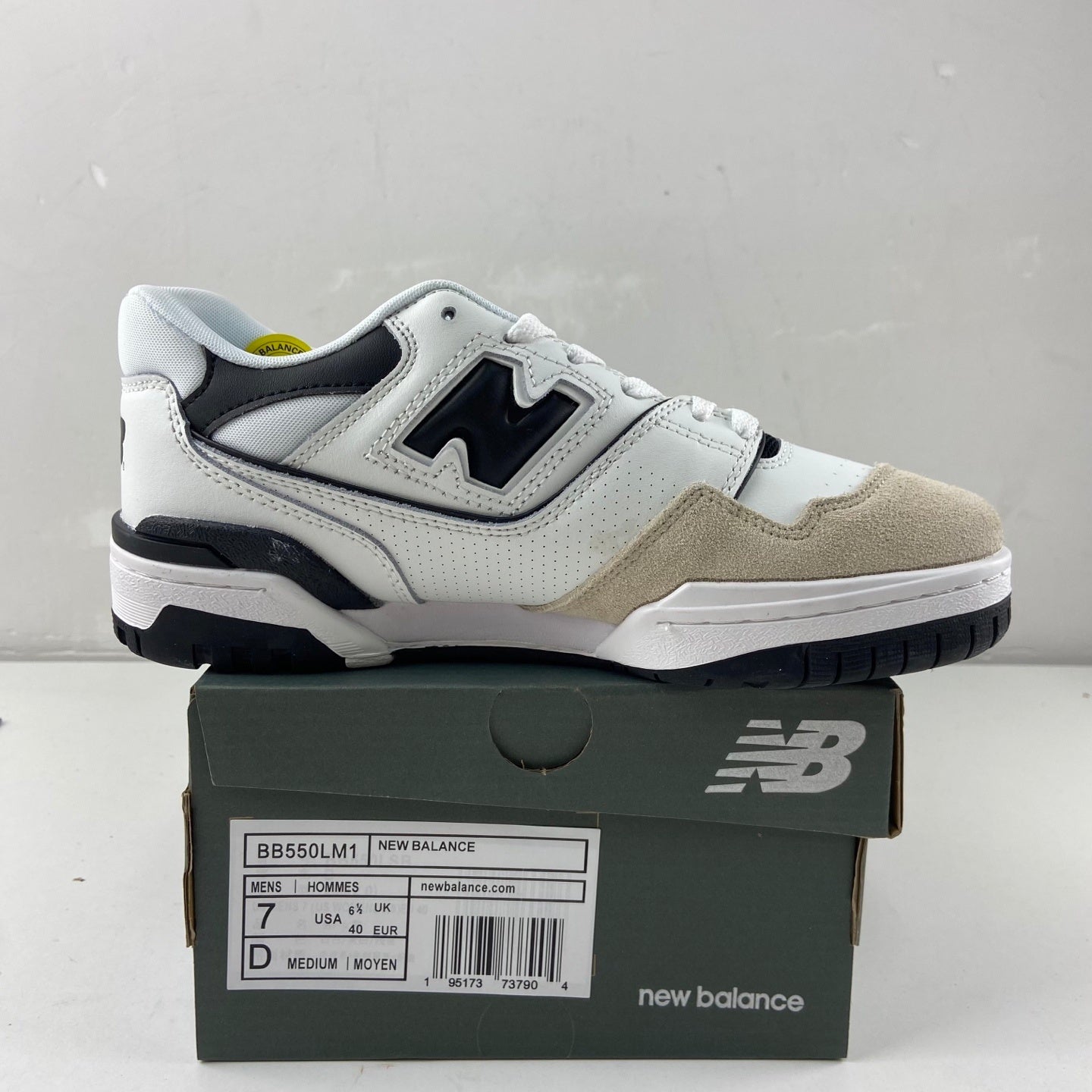 550 Sea Salt Black