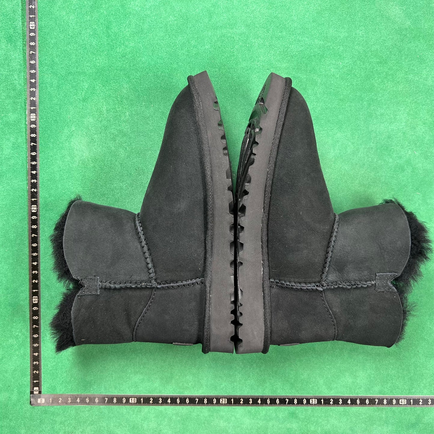 UGG UGG Bailey Mini Bailey Button II Boot