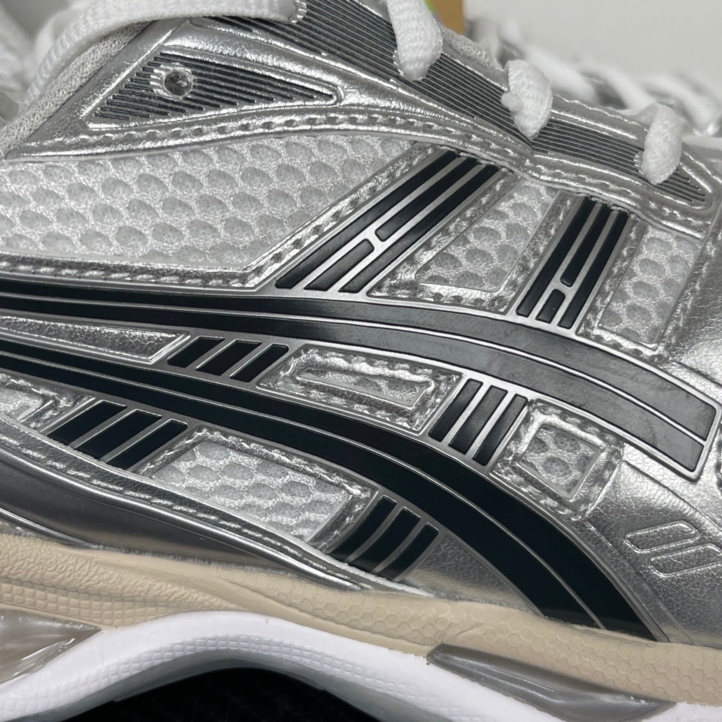 Kayano 14 White / Black / Cream