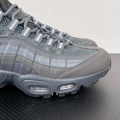 95 Pure Grey Light