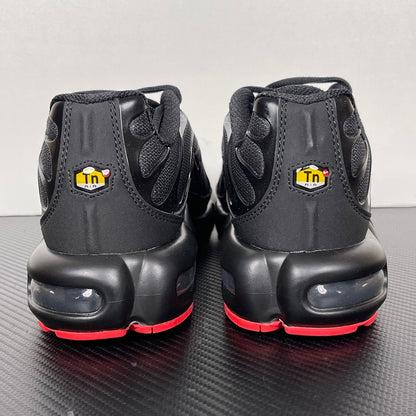 TN Black Red