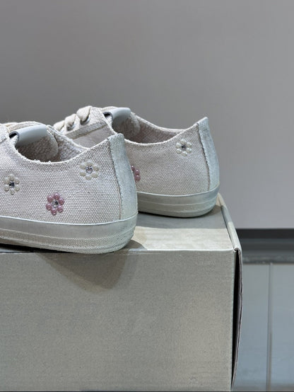 GDGS V-Star White Body Silver Star