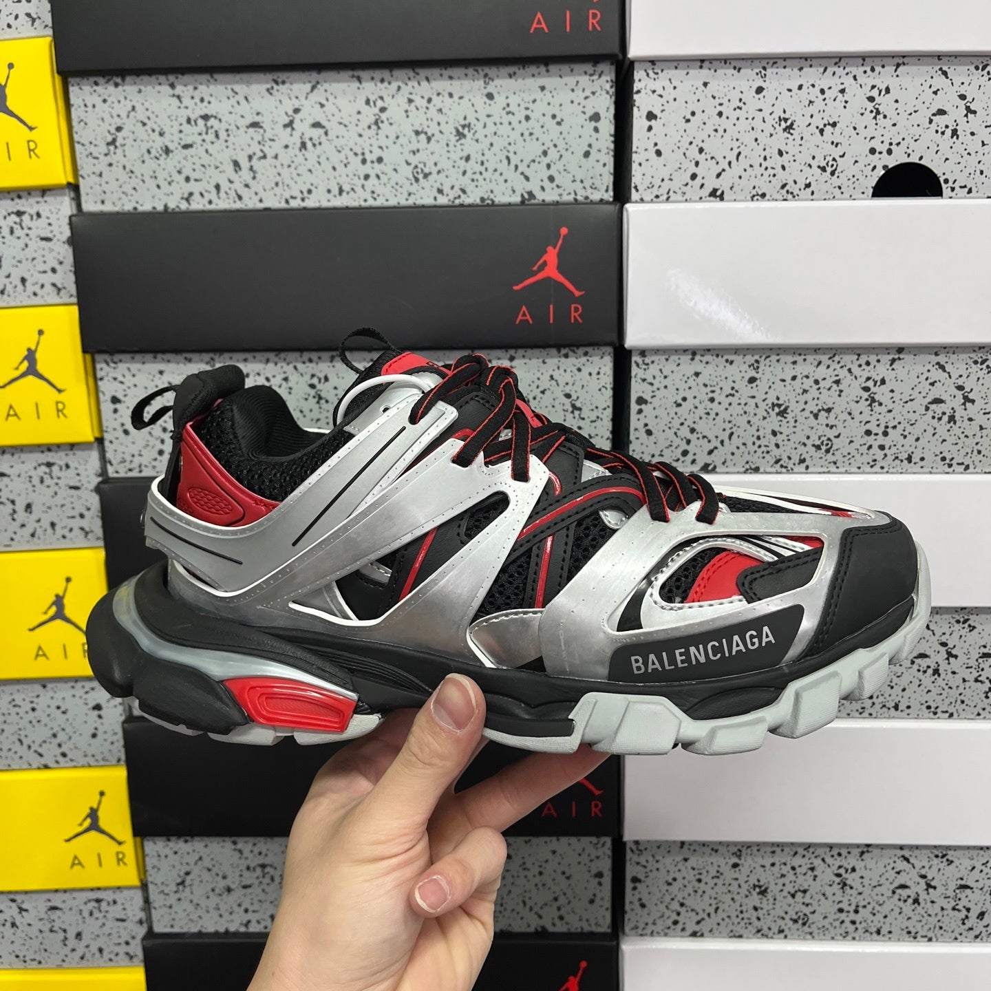 BLG Track Black Red White Silver