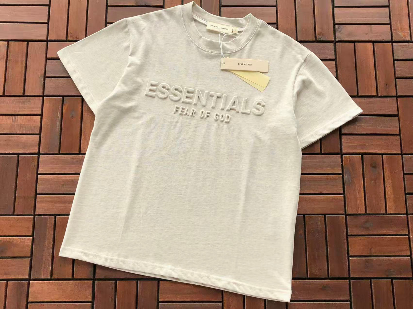 T-Shirts ESSENT