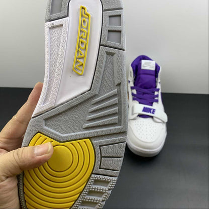 Legacy 312 Lakers