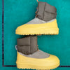 TT UGG CLASSIC MINI Lace-Up Weather