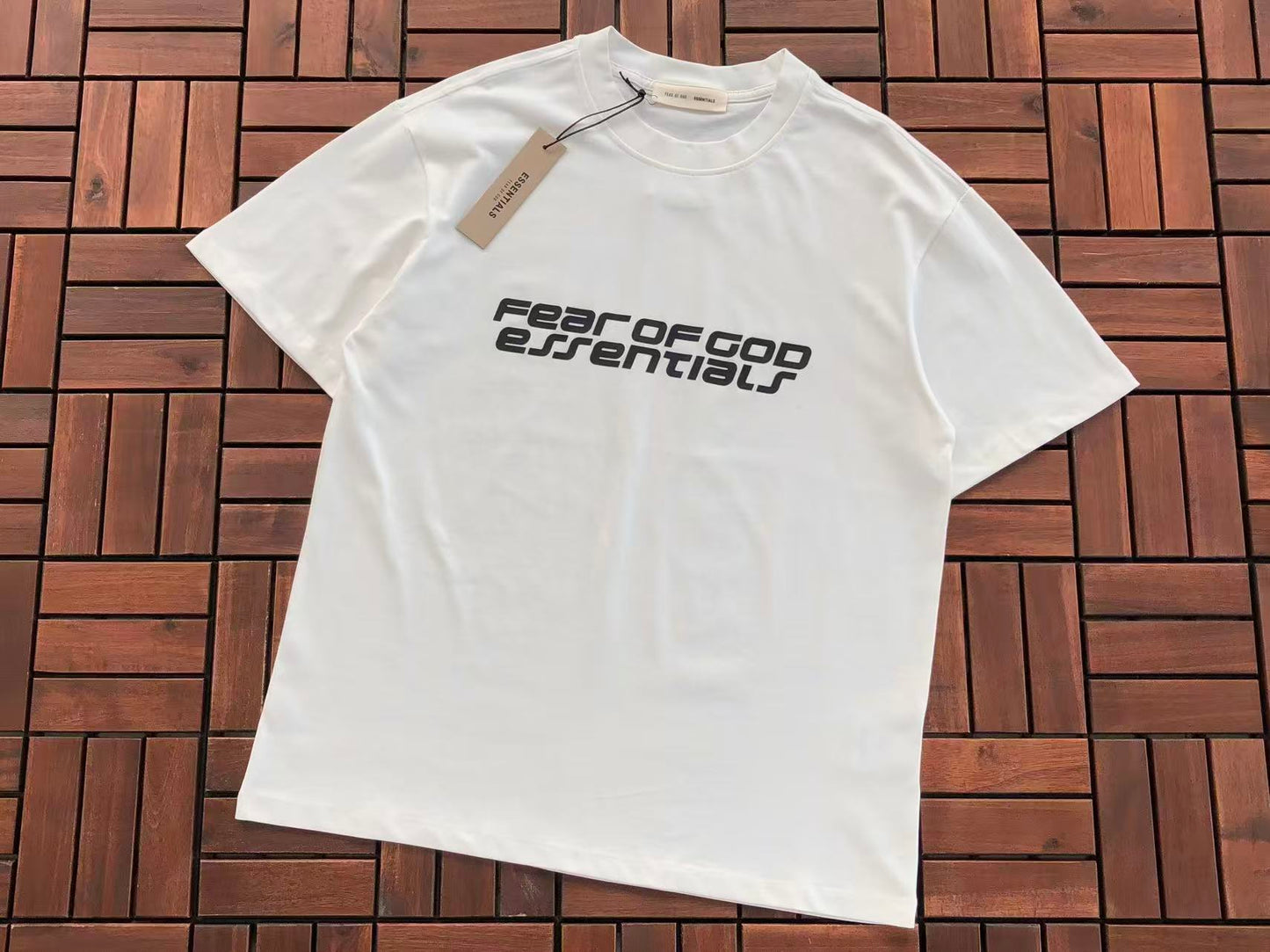 T-Shirts ESSENT