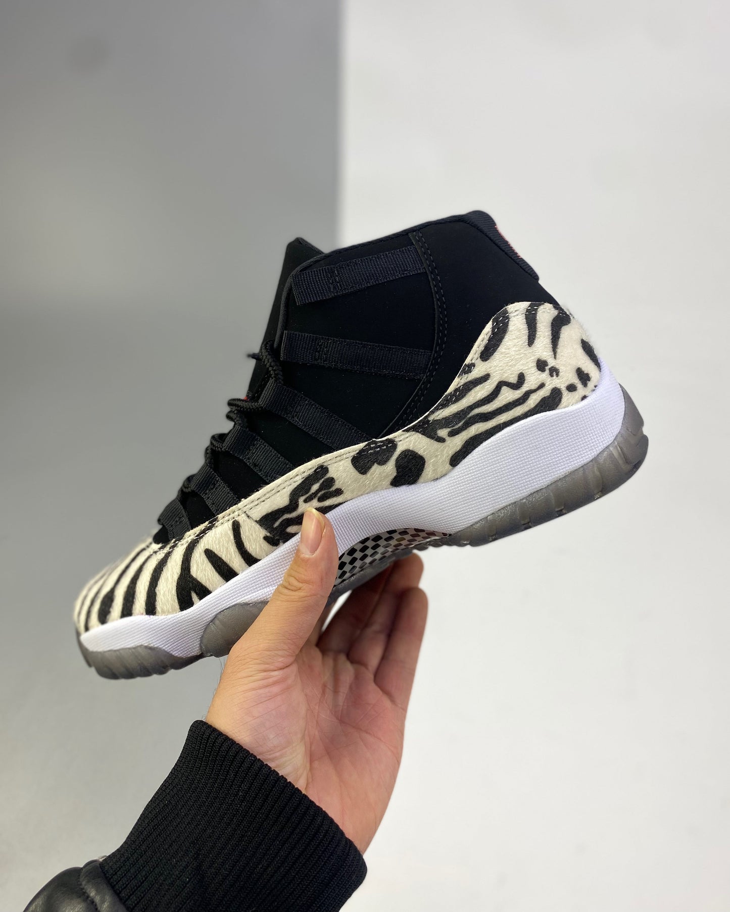 AJ11 High Retro Animal Instinct