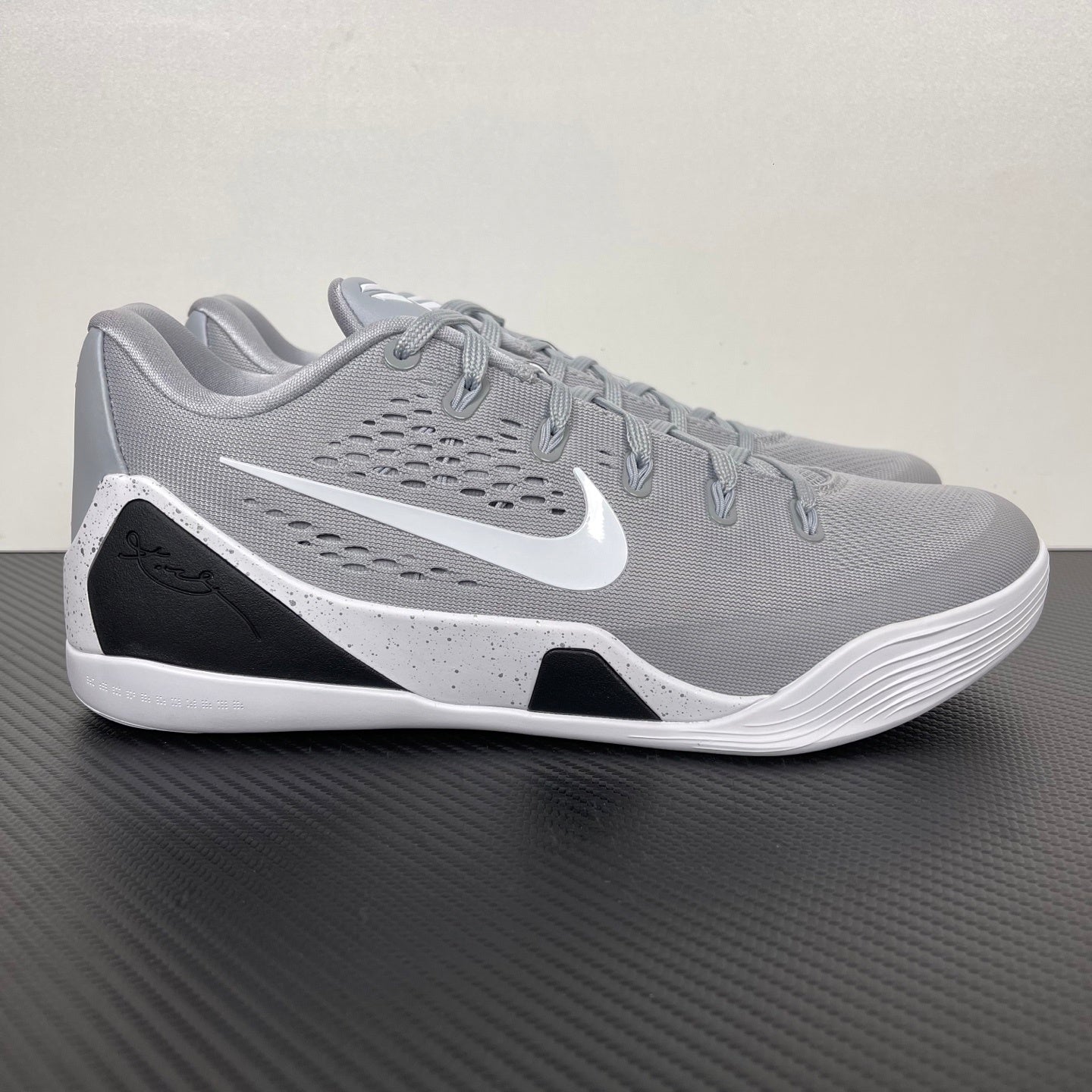 KB9 Wolf Grey