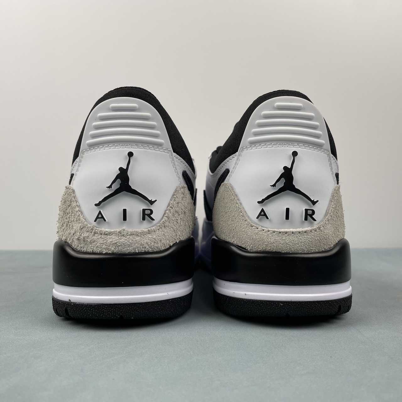 Legacy 312 White Retro Black
