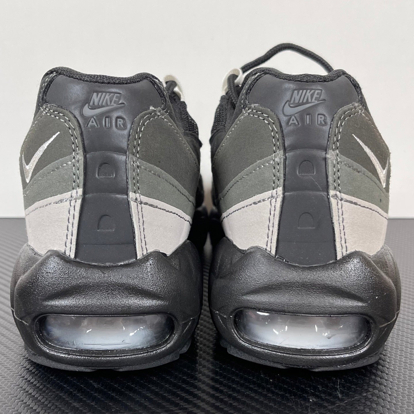 95 Grey Gradient