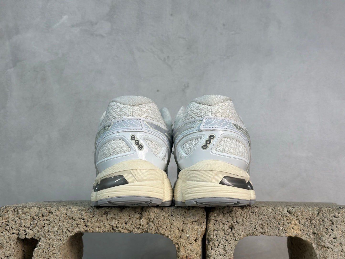 Gel-Kayano 20 White/Grey