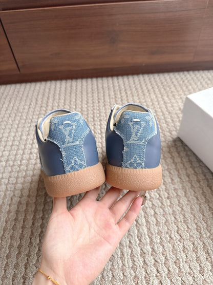 Maison L V Blue