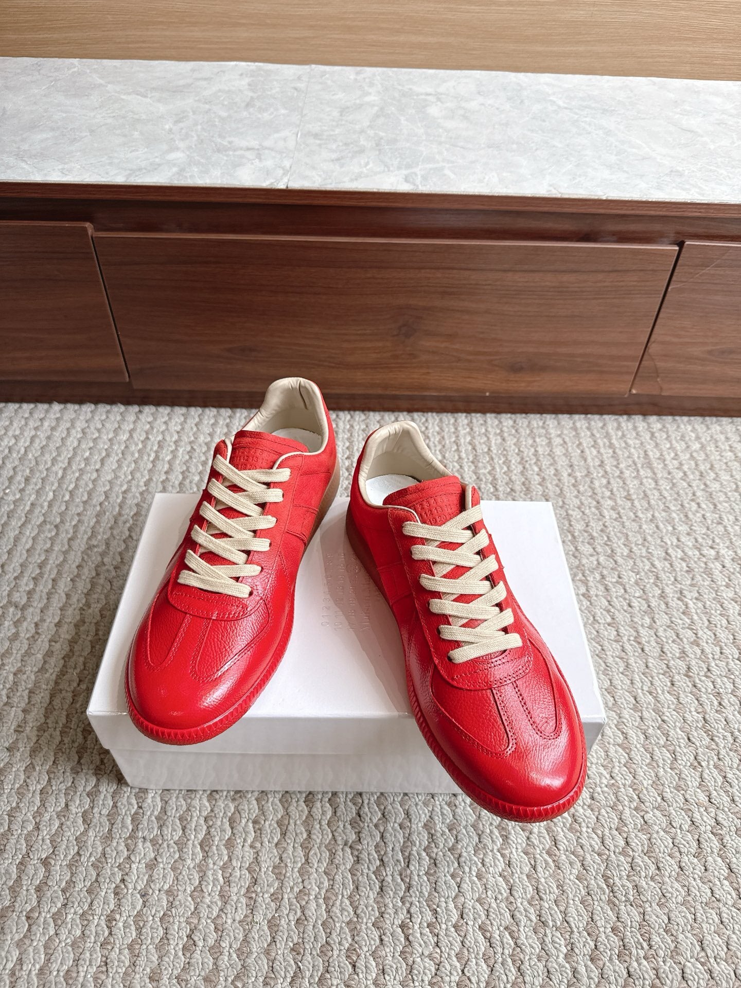 Maison Paint Red