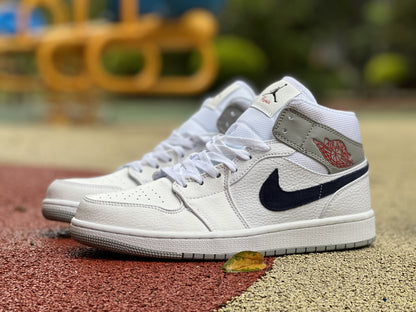AJ1 MID Paris