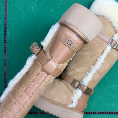 UGG