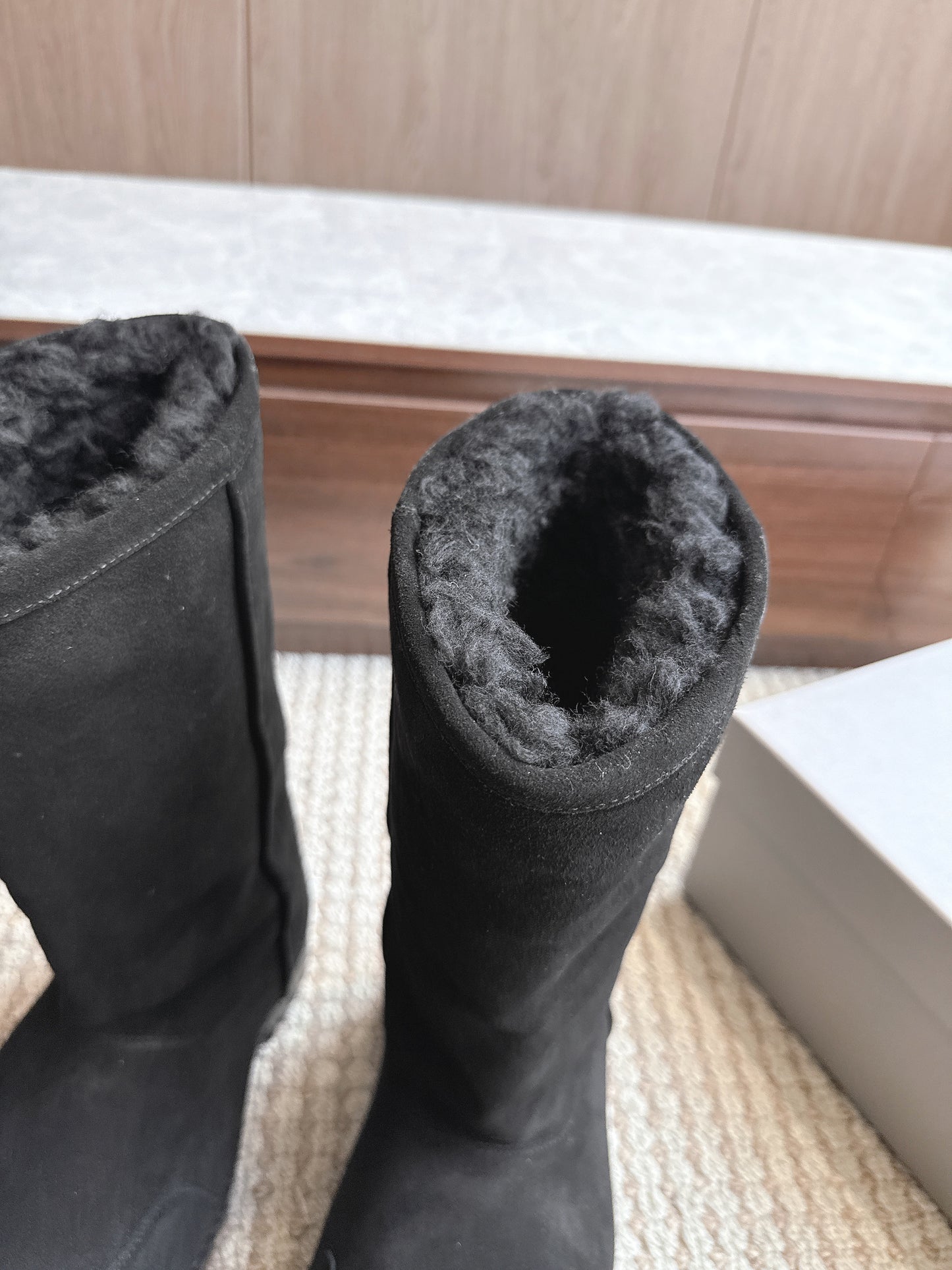 BLG Alaska fur suede boots Black