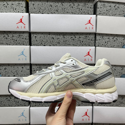 GEL-Kayano 12.1