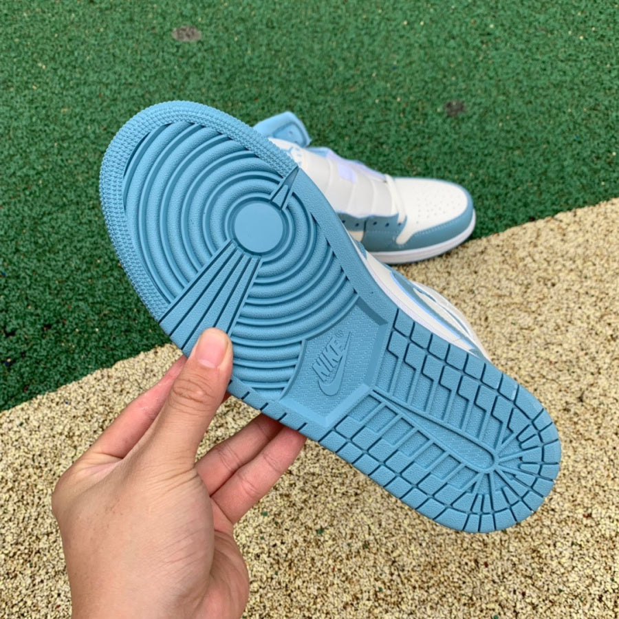 AJ1 MID UNC