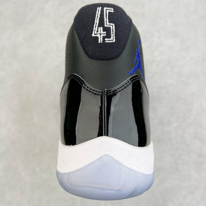 AJ11 high top slam dunk