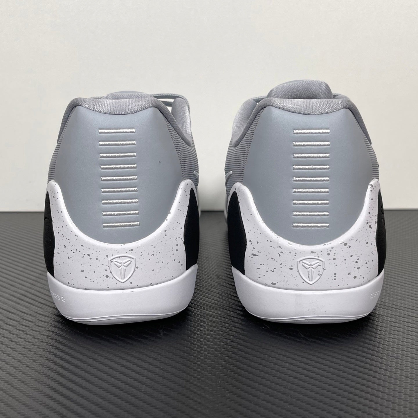 KB9 Wolf Grey