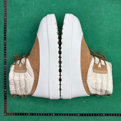 TT UGG CLASSIC MINI Lace-Up Weather