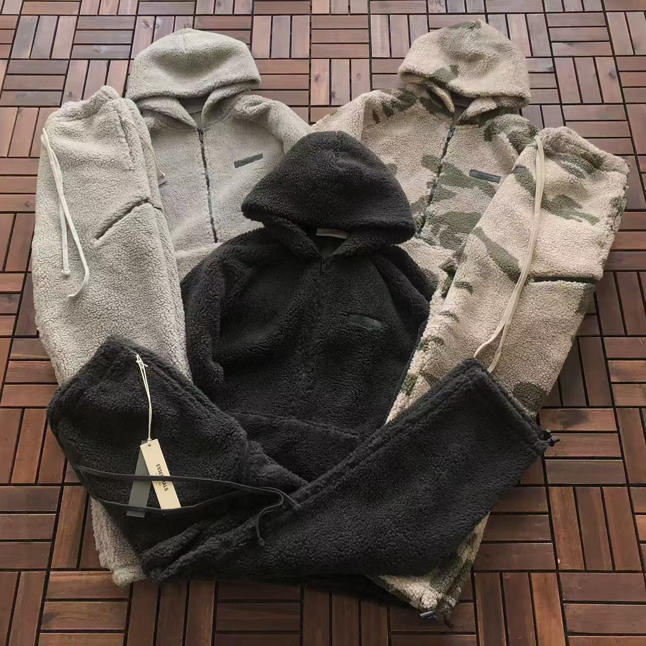 Conjuntos Essentials
