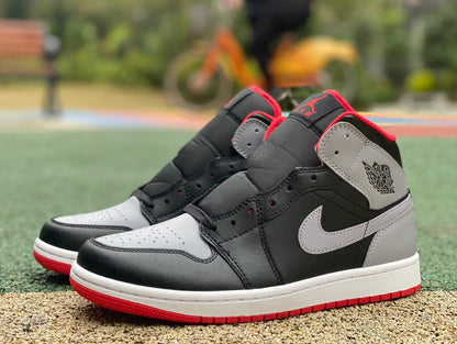 AJ1 MID Bred Shadow